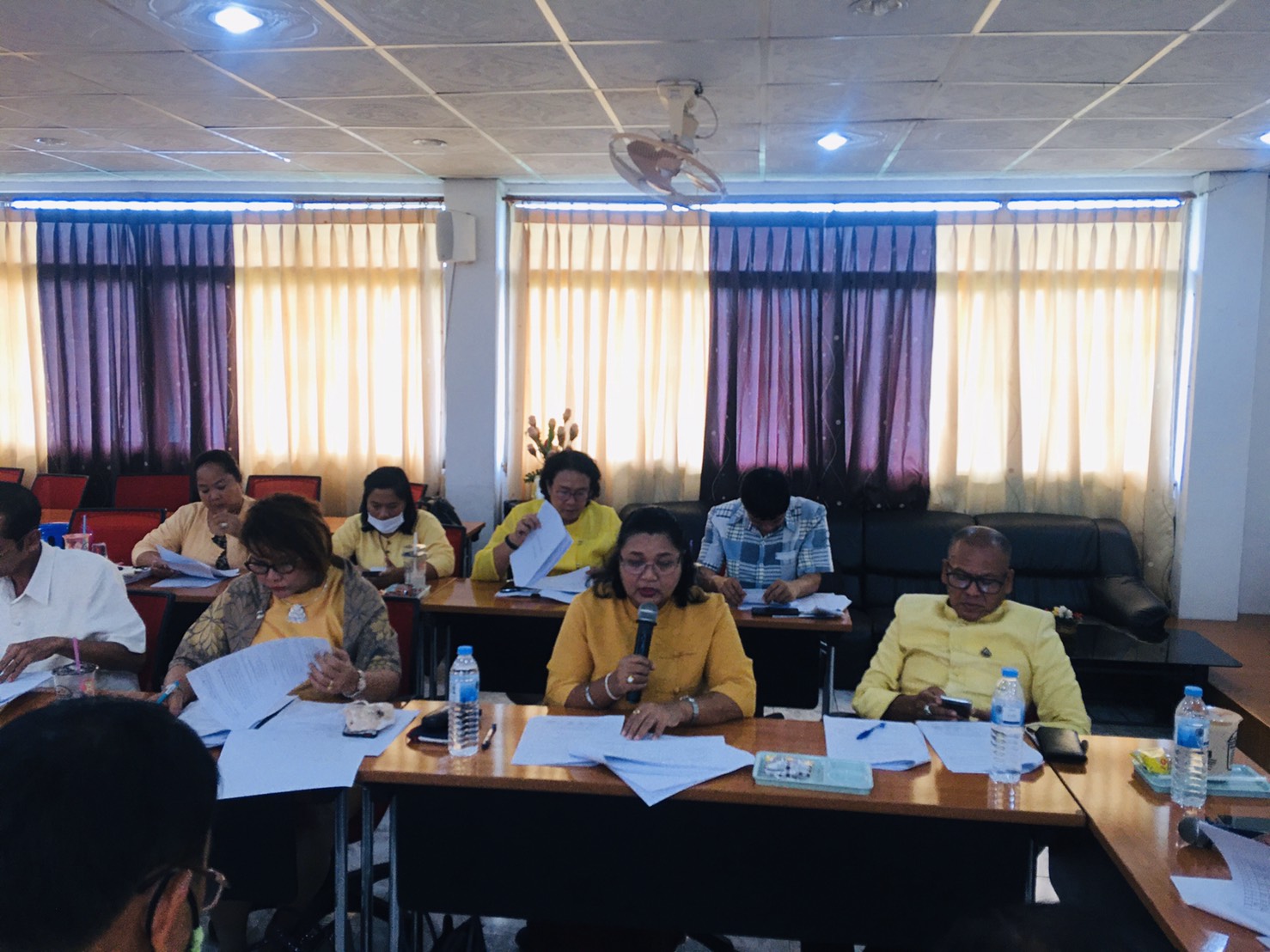 ??ประชุมหัวหน้ากลุ่มงาน หัวหน้าฝ่าย พัฒนาการอำเภอ นักวิชาการพัฒนาชุมชน และเจ้าหน้าที่สำนักงานพัฒนาชุมชนจังหวัดนครนายก ครั้งที่ 4/2563