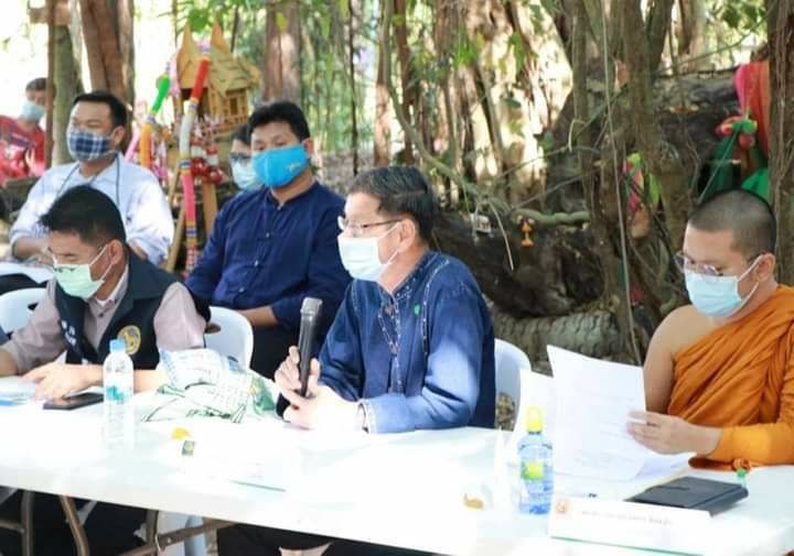 ผู้ว่าราชการจังหวัดนครนายก นำทีมส่วนราชการ วัด ผู้นำชุมชน และประชาชน น้อมนำหลักปรัชญาเศรษฐกิจพอเพียงตามหลักทฤษฎีใหม่ประยุกต์สู่ โคก หนอง นา โมเดล ตามหลัก “บวร” ณ วัดดงละคร หมู่ที่ 4  ต.ดงละคร อ.เมืองนครนายก จ.นครนายก