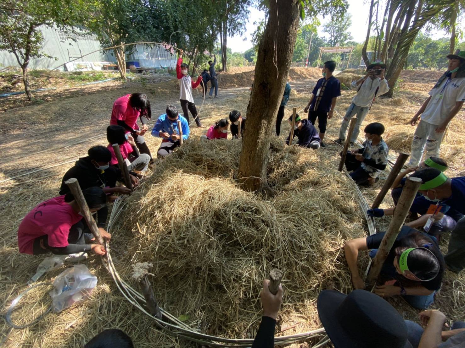 โครงการพัฒนาพื้นที่ต้นแบบการพัฒนาคุณภาพชีวิตตามหลักทฤษฎีใหม่ ประยุกต์สู่ “โคก หนอง นา โมเดล”  ณ วัดดงละคร  ตำบล ดงละคร อำเภอเมืองนครนายก จังหวัดนครนายก