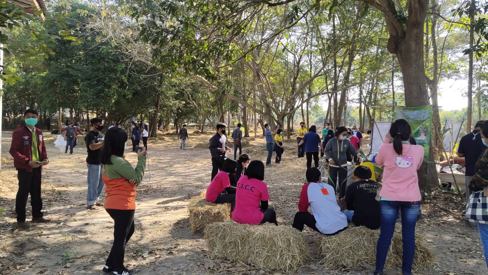 โครงการพัฒนาพื้นที่ต้นแบบการพัฒนาคุณภาพชีวิตตามหลักทฤษฎีใหม่ ประยุกต์สู่ “โคก หนอง นา โมเดล”  ณ วัดดงละคร  ตำบล ดงละคร อำเภอเมืองนครนายก จังหวัดนครนายก