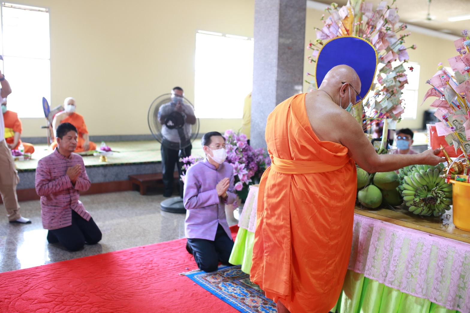 พช.นครนายกจัดกิจกรรมทอดผ้าป่าสมทบกองทุนพัฒนาเด็กชนบทในพระราชูปถัมภ์ สมเด็จพระเทพรัตนราชสุดาฯสยามบรมราชกุมารี  โดยมียอดเงินสมทบเข้ากองทุนฯ จำนวน 230,390 บาท