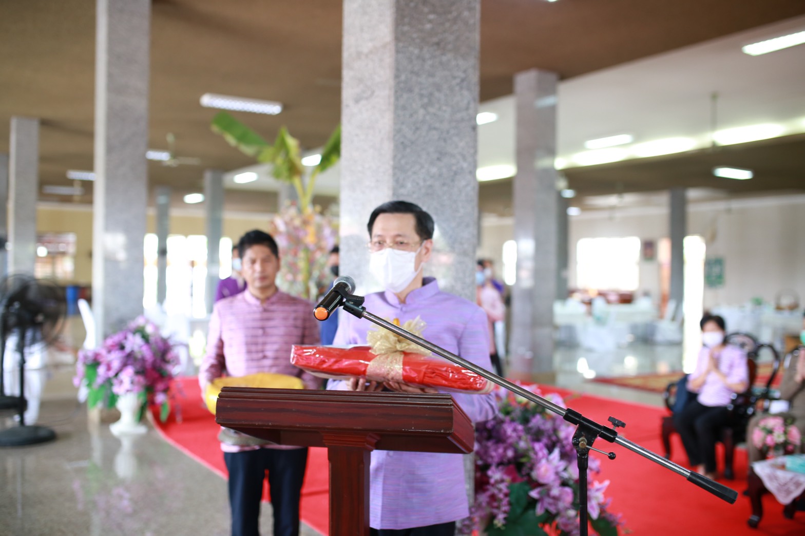 พช.นครนายกจัดกิจกรรมทอดผ้าป่าสมทบกองทุนพัฒนาเด็กชนบทในพระราชูปถัมภ์ สมเด็จพระเทพรัตนราชสุดาฯสยามบรมราชกุมารี  โดยมียอดเงินสมทบเข้ากองทุนฯ จำนวน 230,390 บาท