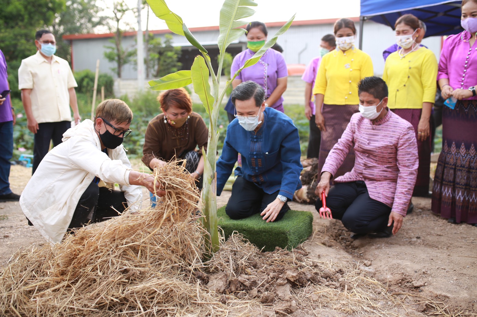 ที่ว่าง สร้างอาหาร” จังหวัดนครนายกจัดกิจกรรมเชิญชวนชาวนครนายกร่วมทำความดีถวายสมเด็จพระกนิษฐาธิราชเจ้า กรมสมเด็จพระเทพรัตนราชสุดาฯ สยามบรมราชกุมารี เนื่องในวโรกาสคล้ายวันพระราชสมภพ 2 เมษายน  2564 โดยการปลูกผักสวนครัวเพื่อสร้างความมั่นคงทางด้านอาหารภายในครัวเรือน
