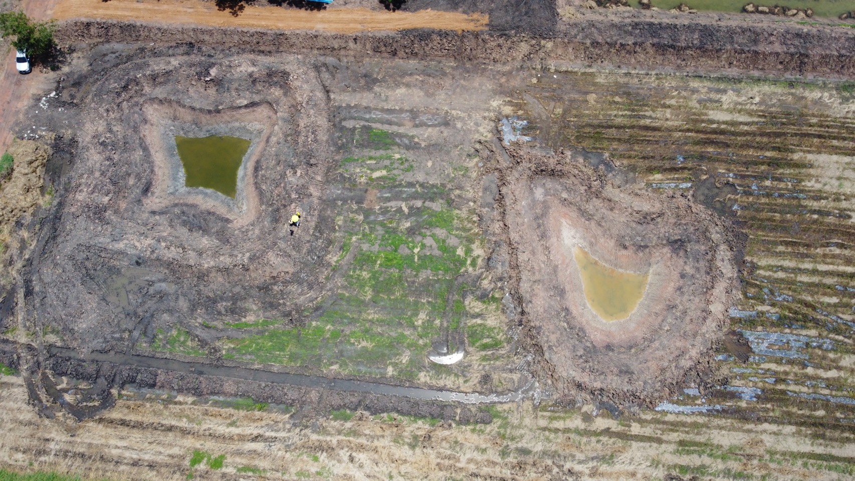 พช.นครนายก เดินหน้าขับเคลื่อนโครงการพัฒนาหมู่บ้านเศรษฐกิจพอเพียง กิจกรรมที่ 4 การพัฒนาศูนย์เรียนรู้เศรษฐกิจพอเพียง รูปแบบ ” โคก หนอง นา โมเดล”