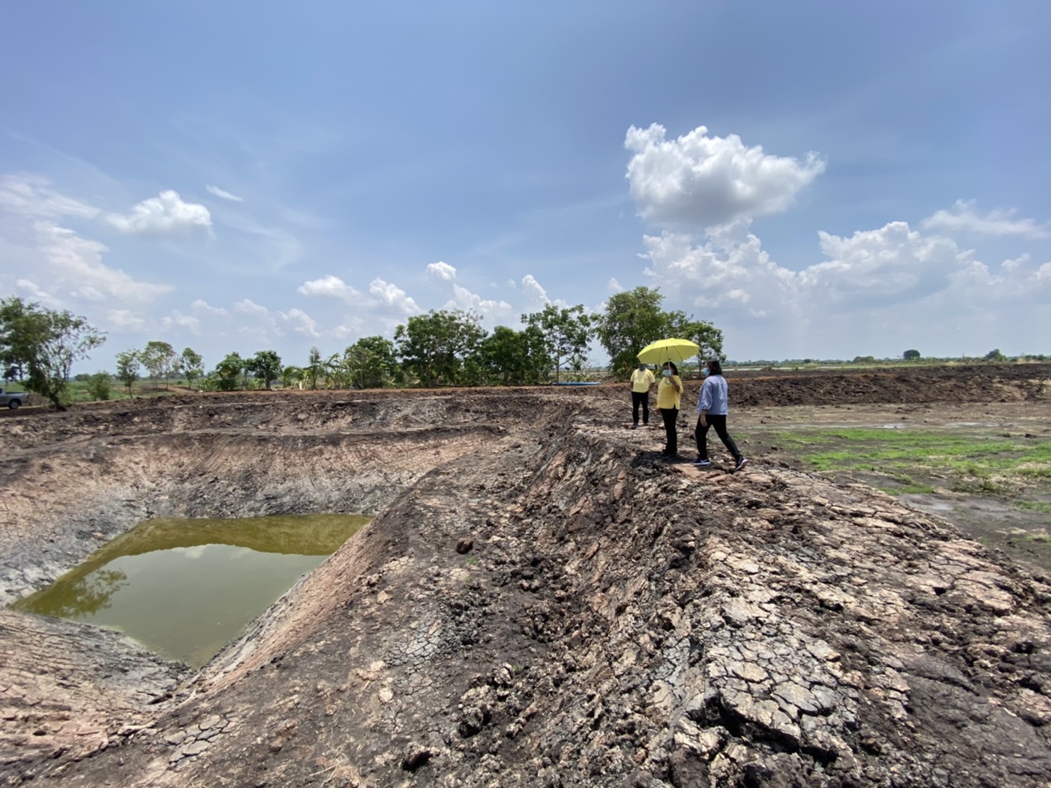 พช.นครนายก เดินหน้าขับเคลื่อนโครงการพัฒนาหมู่บ้านเศรษฐกิจพอเพียง กิจกรรมที่ 4 การพัฒนาศูนย์เรียนรู้เศรษฐกิจพอเพียง รูปแบบ ” โคก หนอง นา โมเดล”