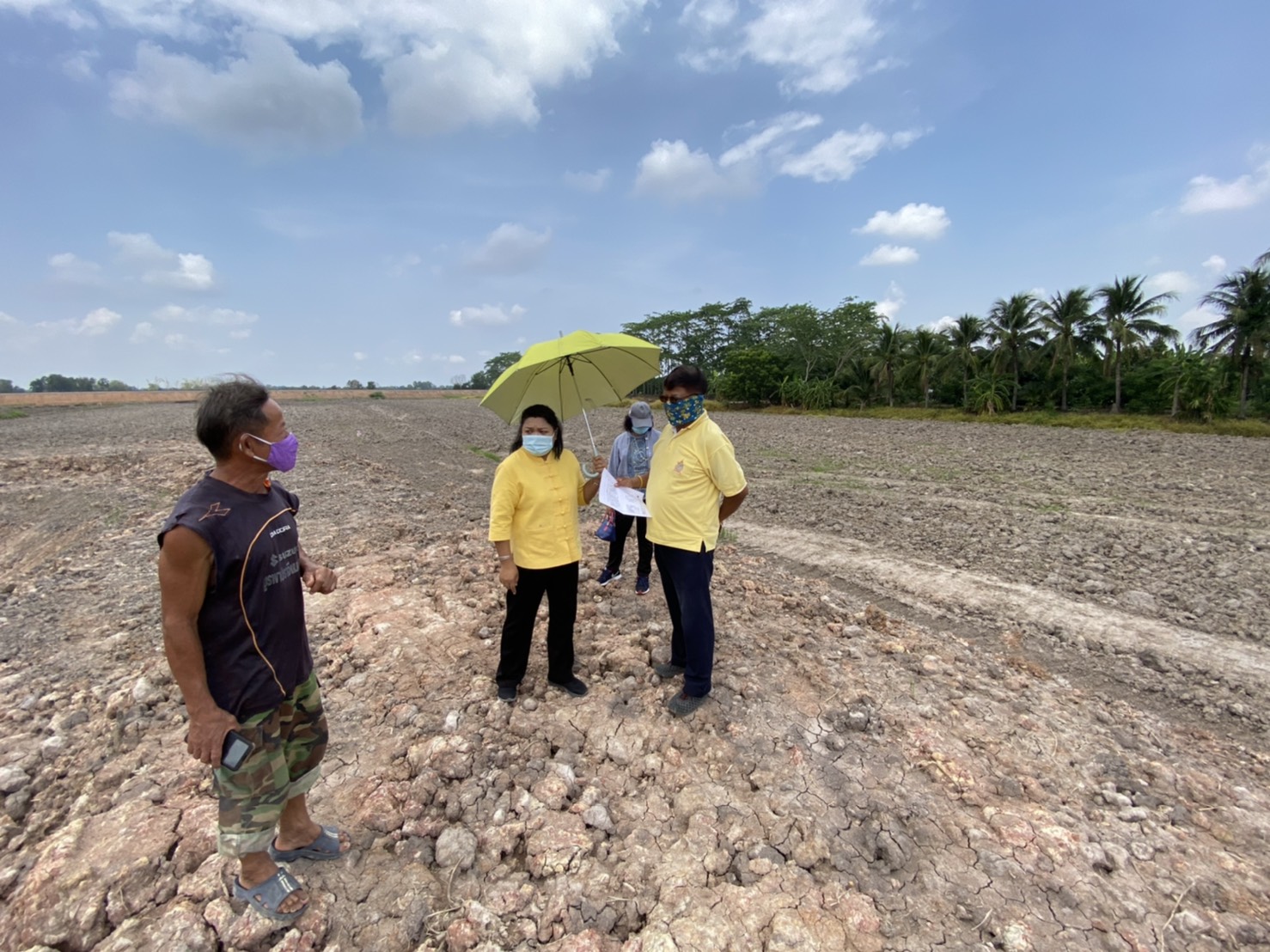 พช.นครนายก เดินหน้าขับเคลื่อนโครงการพัฒนาหมู่บ้านเศรษฐกิจพอเพียง กิจกรรมที่ 4 การพัฒนาศูนย์เรียนรู้เศรษฐกิจพอเพียง รูปแบบ ” โคก หนอง นา โมเดล”