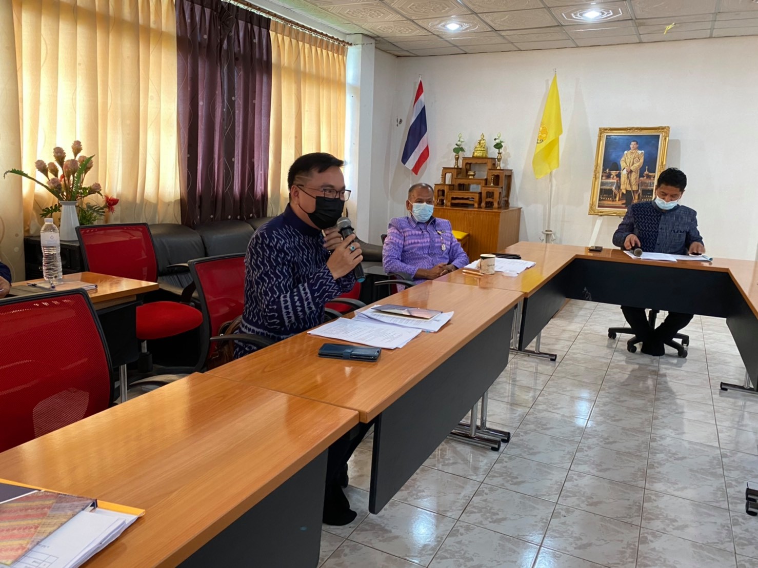 พช.นครนายก ประชุมเจ้าหน้าที่เพื่อขับเคลื่อนงาน พช.