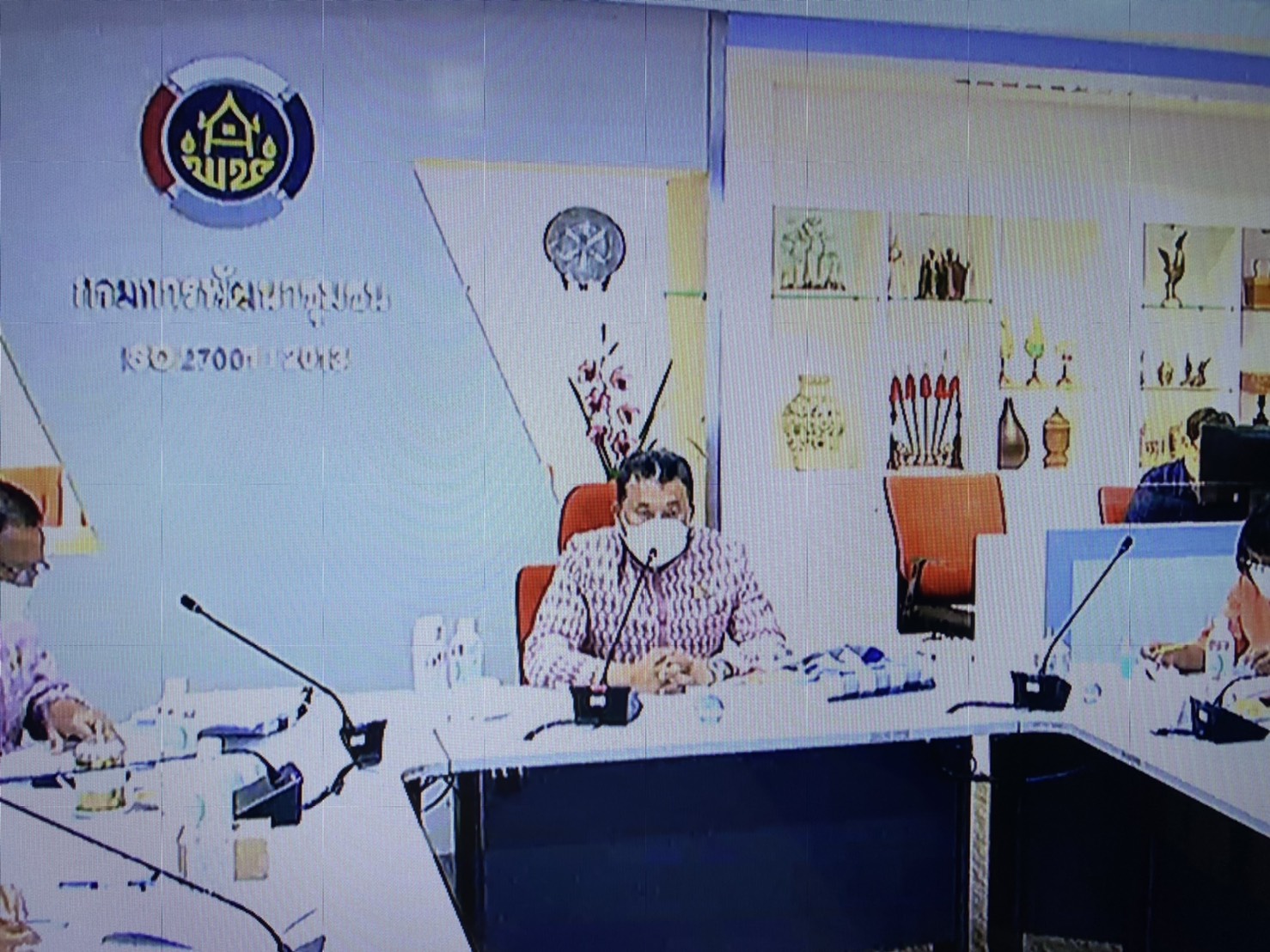 พช.นครนายก ร่วมรับฟังการประชุมสร้างความเข้าใจคู่มือการปฏิบัติงานกระบวนงานการจัดซื้อ/จัดจ้าง โครงการพัฒนาพื้นที่ต้นแบบการพัฒนาคุณภาพชีวิตตามหลักทฤษฎีใหม่ประยุกต์สู่ “โคก หนอง นา โมเดล” ผ่านระบบวีดิทัศน์ทางไกล (Video Conference)