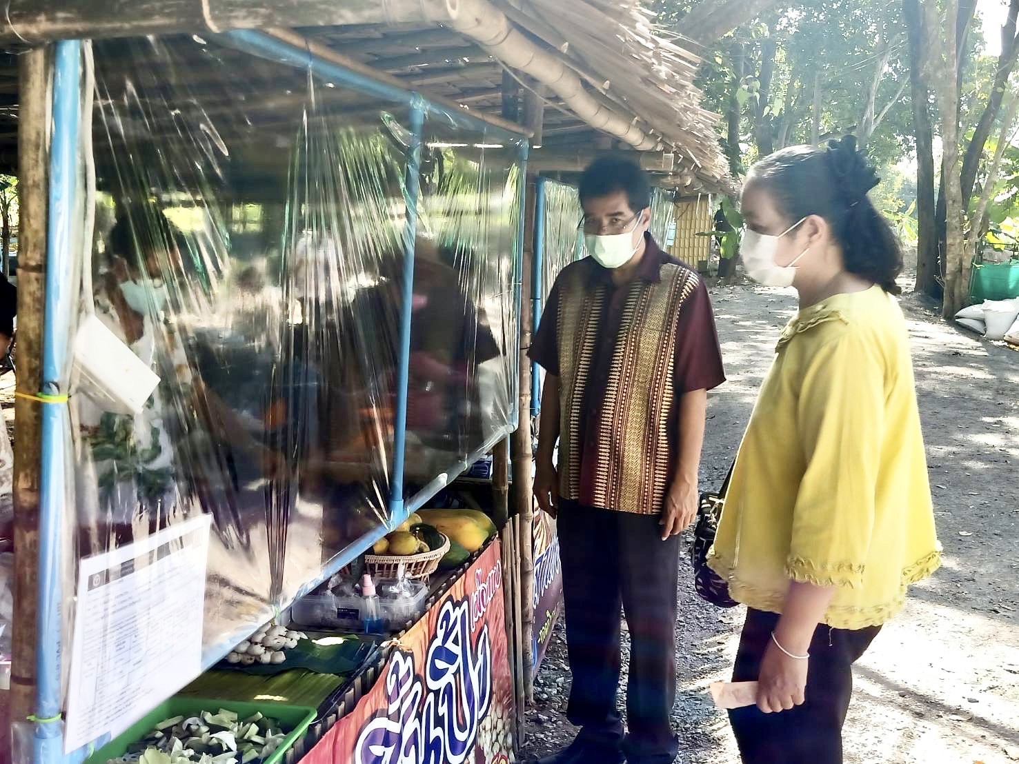 ??พช.นครนายก ร่วมงานประชาสัมพันธ์เชิญชวนประชาชนและนักท่องเที่ยวเข้ามาเยี่ยมชม ตลาดน้ำดงละคร