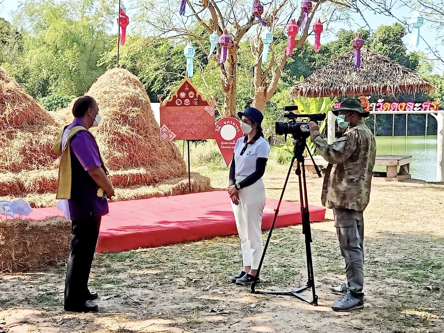 ??พช.นครนายก ร่วมงานประชาสัมพันธ์เชิญชวนประชาชนและนักท่องเที่ยวเข้ามาเยี่ยมชม ตลาดน้ำดงละคร