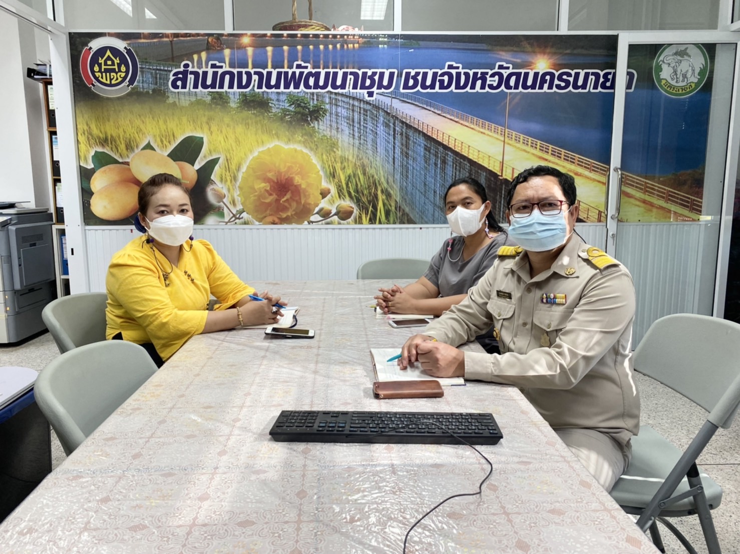 ??พช.นครนายก ร่วมอบรมโครงการความรู้งานพัฒนาชุมชน ปีงบประมาณ พ.ศ.2565 ผ่านระบบ Zoom Cloud Meeting