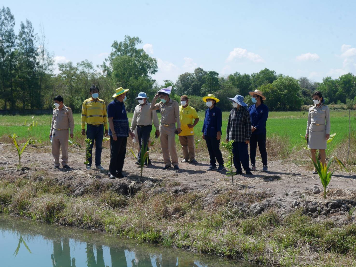 ??พช.นครนายก ร่วมต้อนรับการติดตามโครงการพัฒนาพื้นที่ต้นแบบการพัฒนาคุณภาพชีวิตตามหลักทฤษฎีใหม่ประยุกต์สู่ “โคก หนอง นา โมเดล” ของผู้ตรวจราชการกระทรวงมหาดไทย