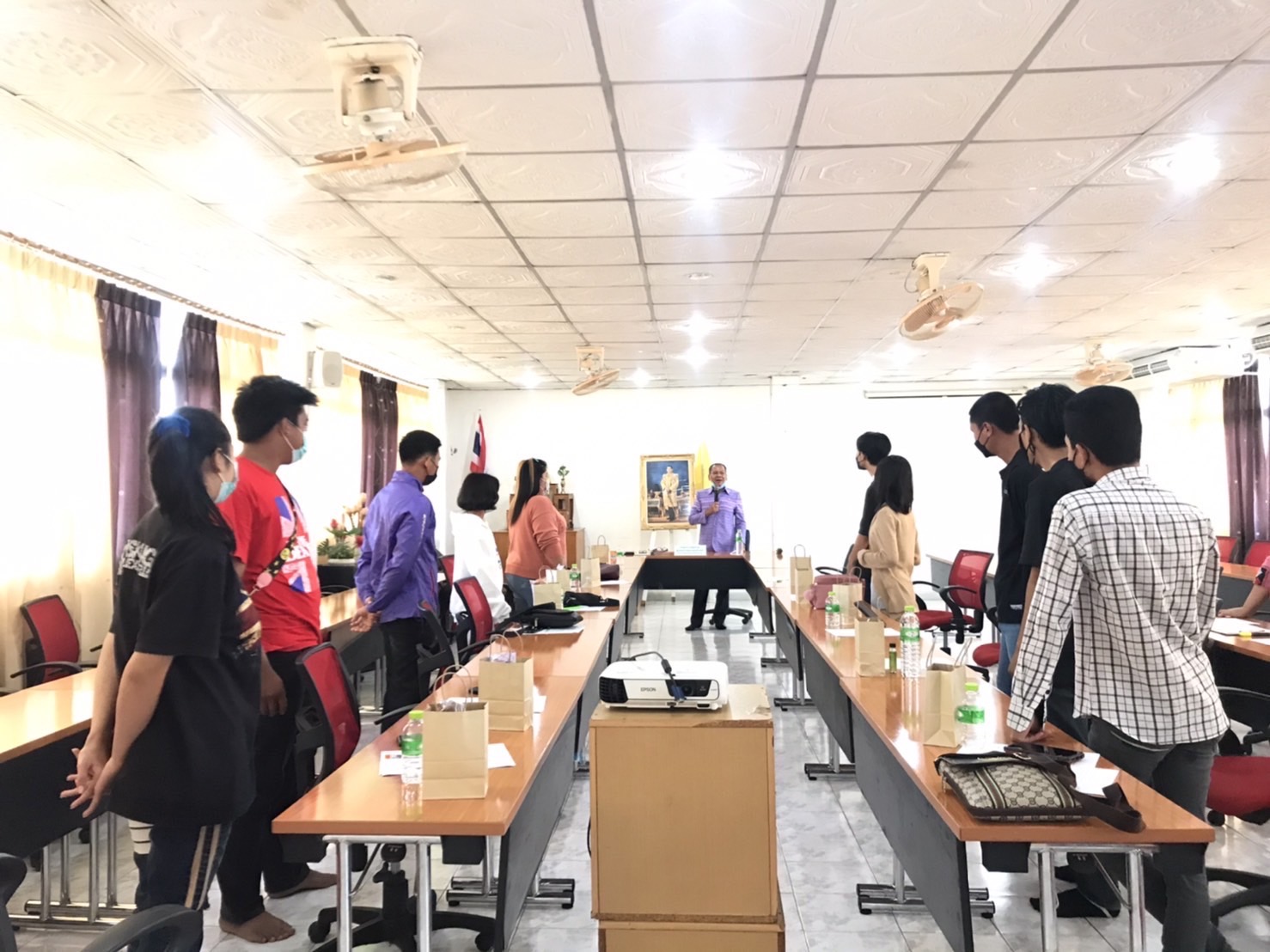 ??พช.นครนายก ฝึกอบรมโครงการสนับสนุนกิจกรรมศูนย์เรียนรู้ต้นแบบหนุนเสริมสัมมาชีพชุมชน แก่เยาวชนกลุ่มเสี่ยง หรือผู้ผ่านการบำบัด