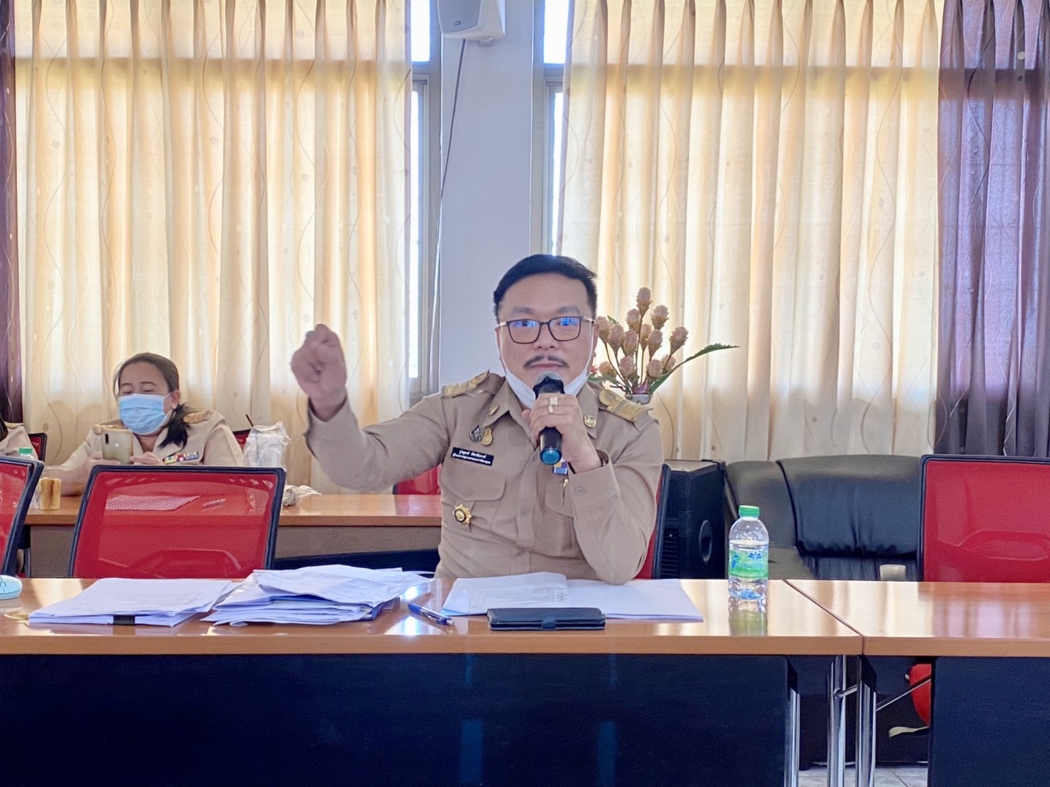 ??พช.นครนายก จัดประชุมเชิงปฏิบัติการดำเนินงานตามมาตรการปรับปรุงประสิทธิภาพในการปฏิบัติราชการ ประจำปีงบประมาณ พ.ศ.2565 ขับเคลื่อน Big data แพลทฟอร์มดิจิทัล “CDD EIS พกพา” และ “Click ชุมชน” สร้างความรู้ ความเข้าใจการใช้ประโยชน์จากระบบ Big Data เพื่อการพัฒนาชุมชน (Big Data Literacy)