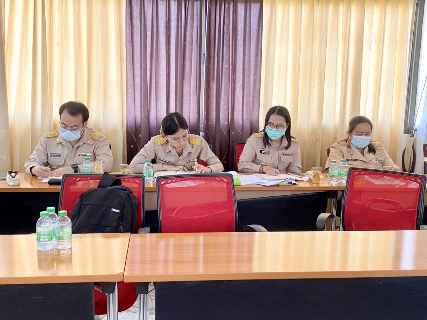 ??พช.นครนายก จัดประชุมเชิงปฏิบัติการดำเนินงานตามมาตรการปรับปรุงประสิทธิภาพในการปฏิบัติราชการ ประจำปีงบประมาณ พ.ศ.2565 ขับเคลื่อน Big data แพลทฟอร์มดิจิทัล “CDD EIS พกพา” และ “Click ชุมชน” สร้างความรู้ ความเข้าใจการใช้ประโยชน์จากระบบ Big Data เพื่อการพัฒนาชุมชน (Big Data Literacy)