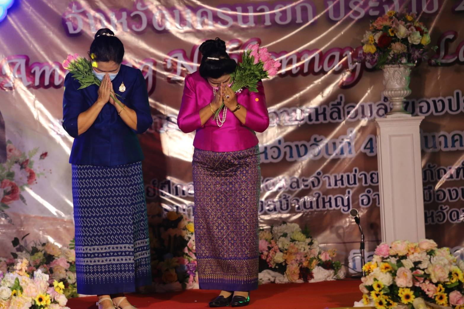 ??พช.นครนายก จัดงานรณรงค์ผ้าไทยสวมใส่ให้สนุก