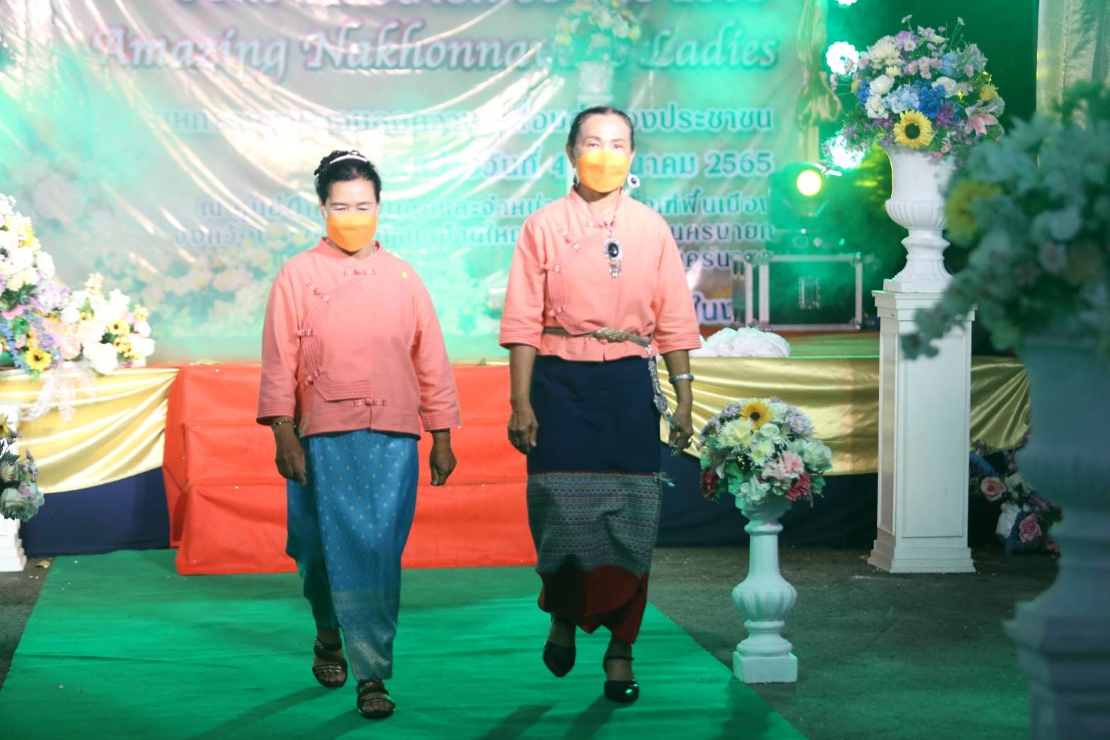 ??พช.นครนายก จัดงานรณรงค์ผ้าไทยสวมใส่ให้สนุก