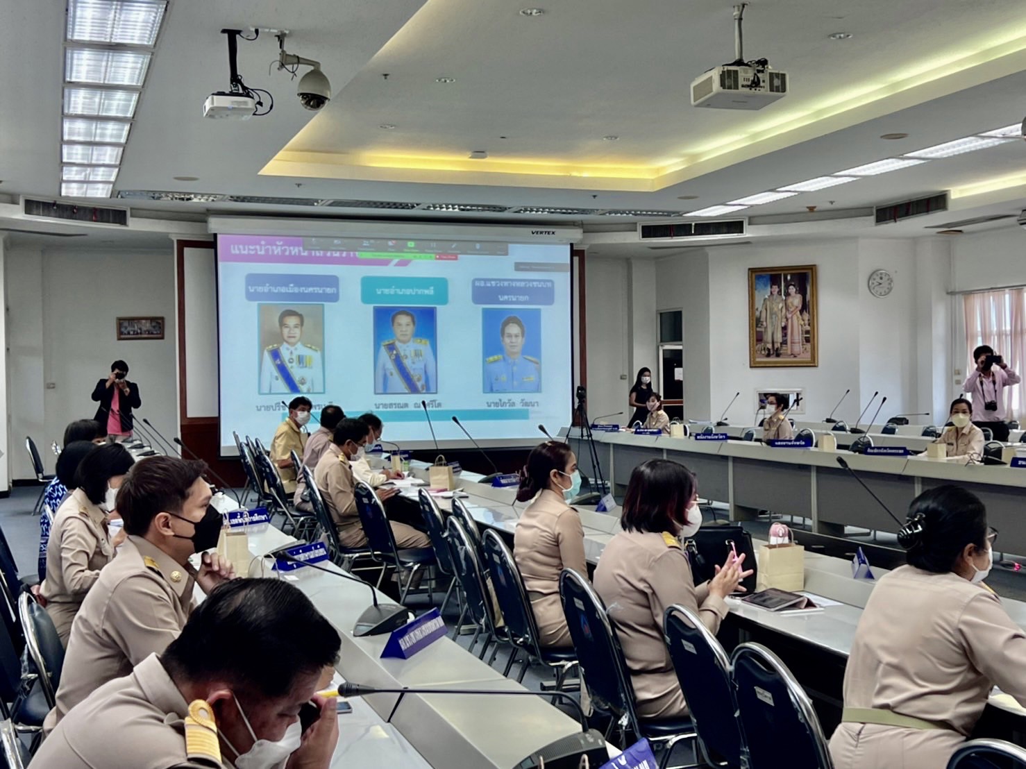 ??พช.นครนายก ร่วมการประชุมคณะกรมการจังหวัด นำเสนอผลการดำเนินงานด้านการพัฒนาชุมชน