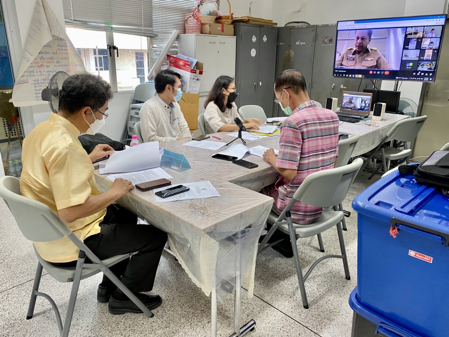 ??พช.นครนายก ประชุมคณะกรรมการบริหารกองทุนพัฒนาเด็กชนบท ในพระราชูปถัมภ์สมเด็จพระเทพรัตนราชสุดาฯ สยามบรมราชกุมารี จังหวัดนครนายก ครั้งที่ 1/2565 ผ่านระบบ ZOOM Cloud Meeting