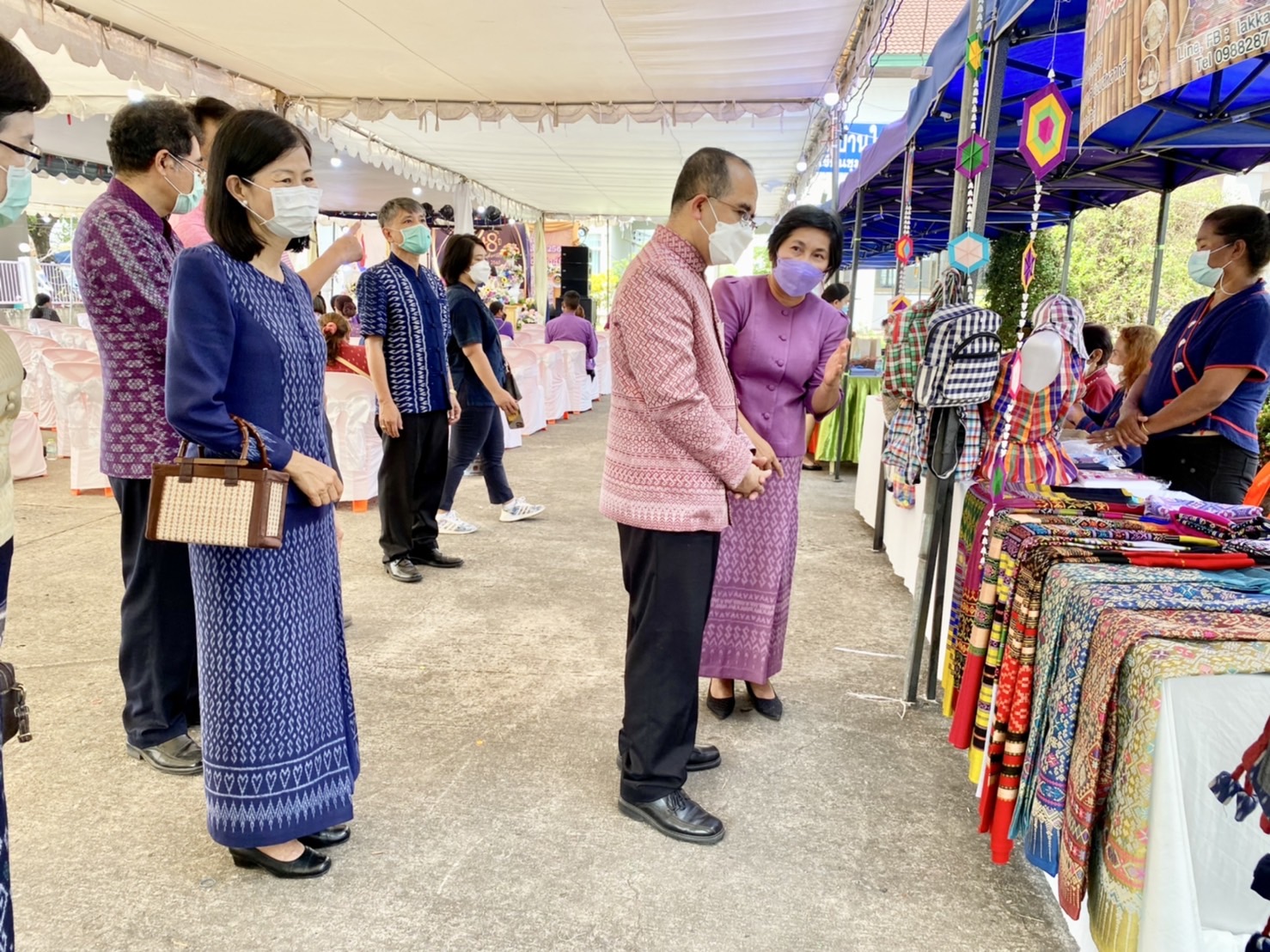 ??พช.นครนายก จัดงานมหกรรมการออมลดความเหลื่อมล้ำของประชาชนจังหวัดนครนายก ประจำปี 2565 ครบรอบ 48 ปี การก่อตั้งกลุ่มออมทรัพย์เพื่อการผลิต