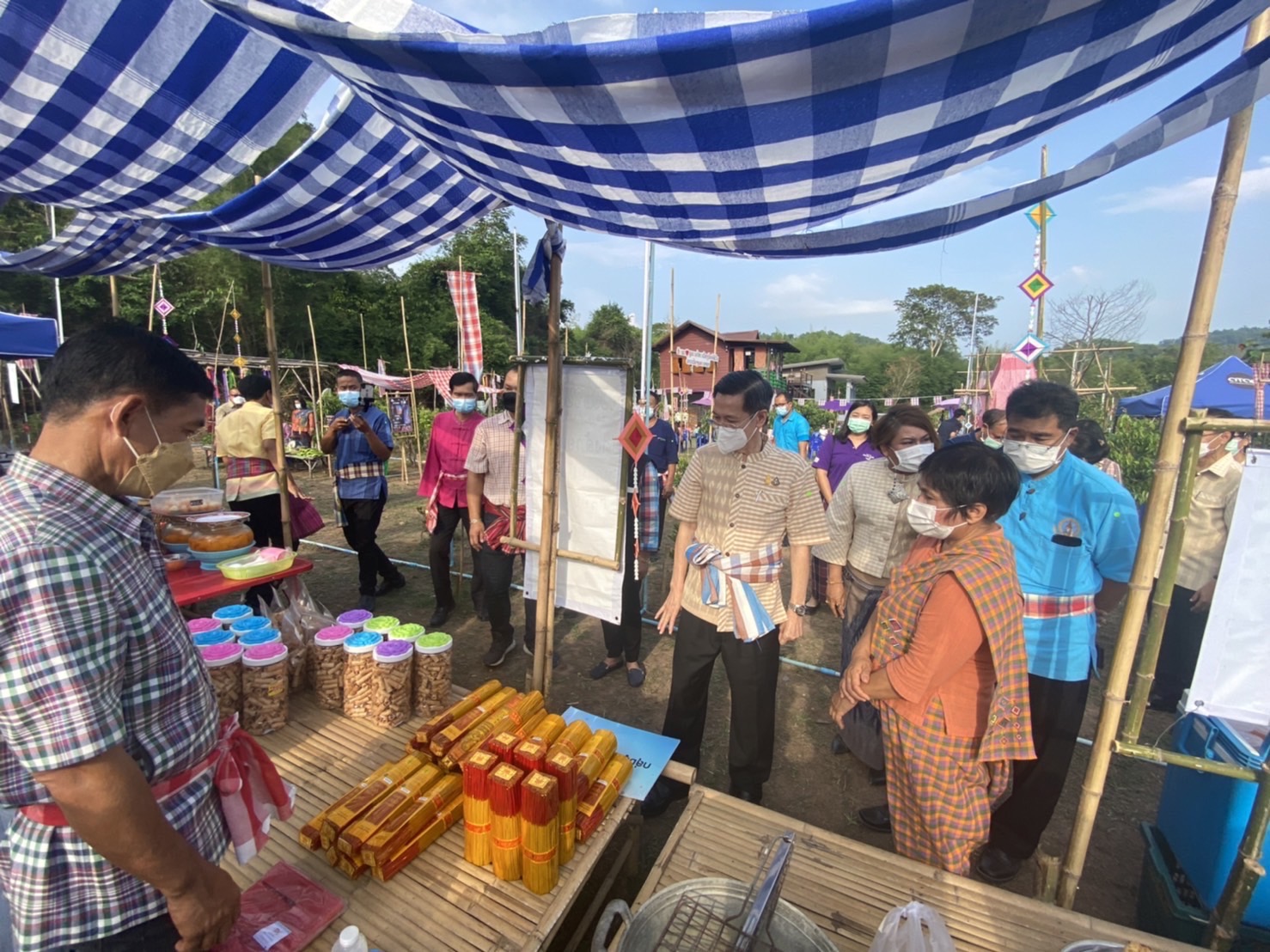 ??พช.นครนายก ร่วมงานเทศกาล นุ่งขะม้า พาดผ้า ยลวิถีถิ่น ลาวเวียง