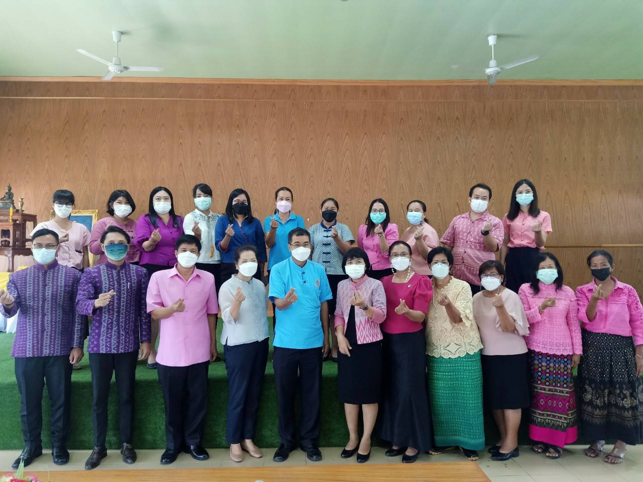 ? พช.นครนายก คัดเลือกคนกองทุนพัฒนาบทบาทสตรีดีเด่นระดับจังหวัด ตามโครงการเชิดชูเกียรติคนกองทุนพัฒนาบทบาทสตรี ประจำปี 2565 ?