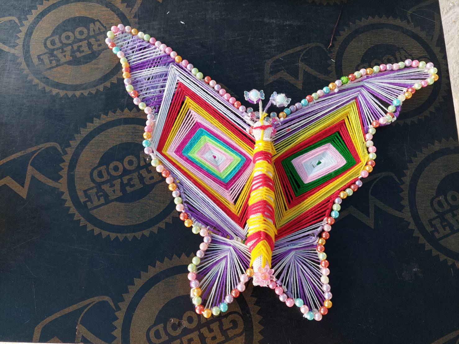 ? พัฒนาชุมชนจังหวัดนครนายก ติดตามการจัดทำตัวผีเสื้อประดิษฐ์ เทิดพระเกียรติสมเด็จพระนางเจ้าสิริกิต์ พระบรมราชินีนาถ พระบรมราชชนนีพันปีหลวง