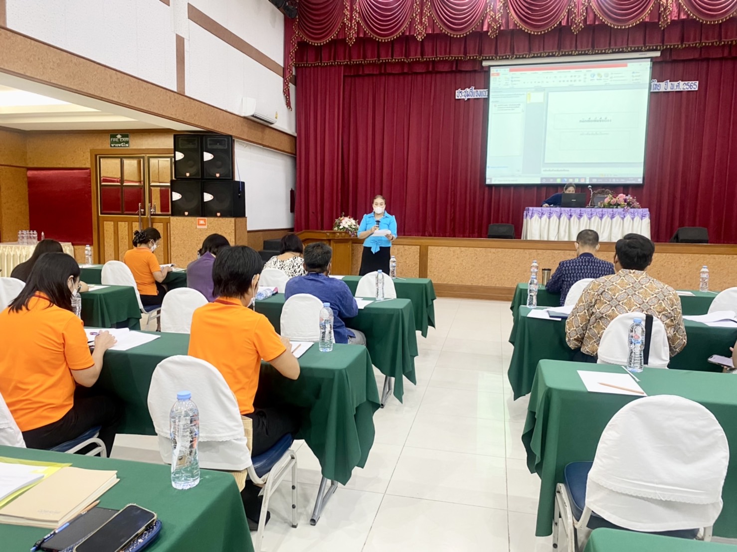 ?? พช.นครนายก จัดประชุมคณะกรรมการ คณะทำงาน และผู้เกี่ยวข้องกับการคัดสรร แนวทางการคัดสรร สุดยอดหนึ่งตำบลหนึ่งผลิตภัณฑ์ไทย ปี พ.ศ. 2565 (OTOP Product Champion : OPC) ระดับจังหวัด ครั้งที่ 1/2565