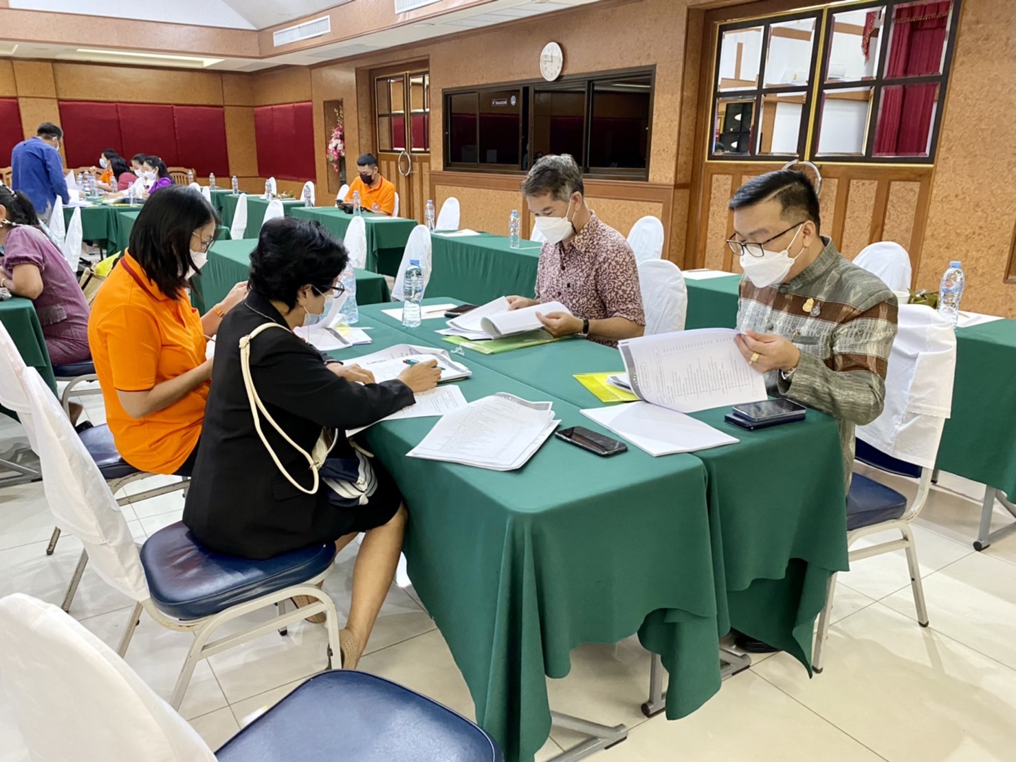 ?? พช.นครนายก จัดประชุมคณะกรรมการ คณะทำงาน และผู้เกี่ยวข้องกับการคัดสรร แนวทางการคัดสรร สุดยอดหนึ่งตำบลหนึ่งผลิตภัณฑ์ไทย ปี พ.ศ. 2565 (OTOP Product Champion : OPC) ระดับจังหวัด ครั้งที่ 1/2565