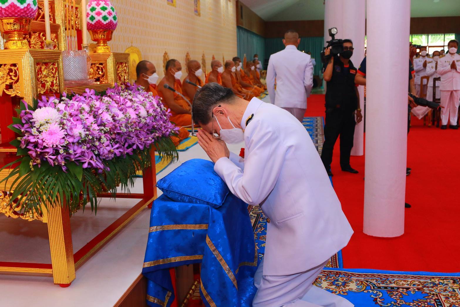 ? พช.นครนายก ร่วมกิจกรรมเจริญพระพุทธมนต์และปล่อยพันธ์ปลาถวายเป็นพระราชกุศลในโอกาสวันเฉลิมพระชนมพรรษา สมเด็จพระนางเจ้าฯ พระบรมราชินี