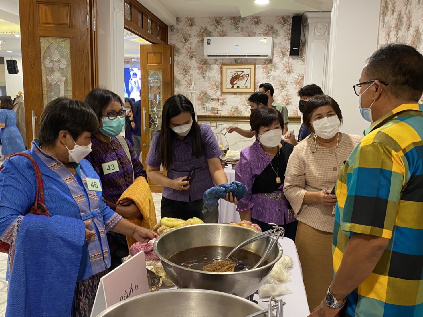 ?? พช.นครนายก ร่วมโครงการพัฒนาศักยภาพและเพิ่มช่องทางการตลาดให้กับผู้ประกอบการ OTOP ผ้าไทย (Coaching ผ้าขิตลายนารีรัตนราชกัญญา)