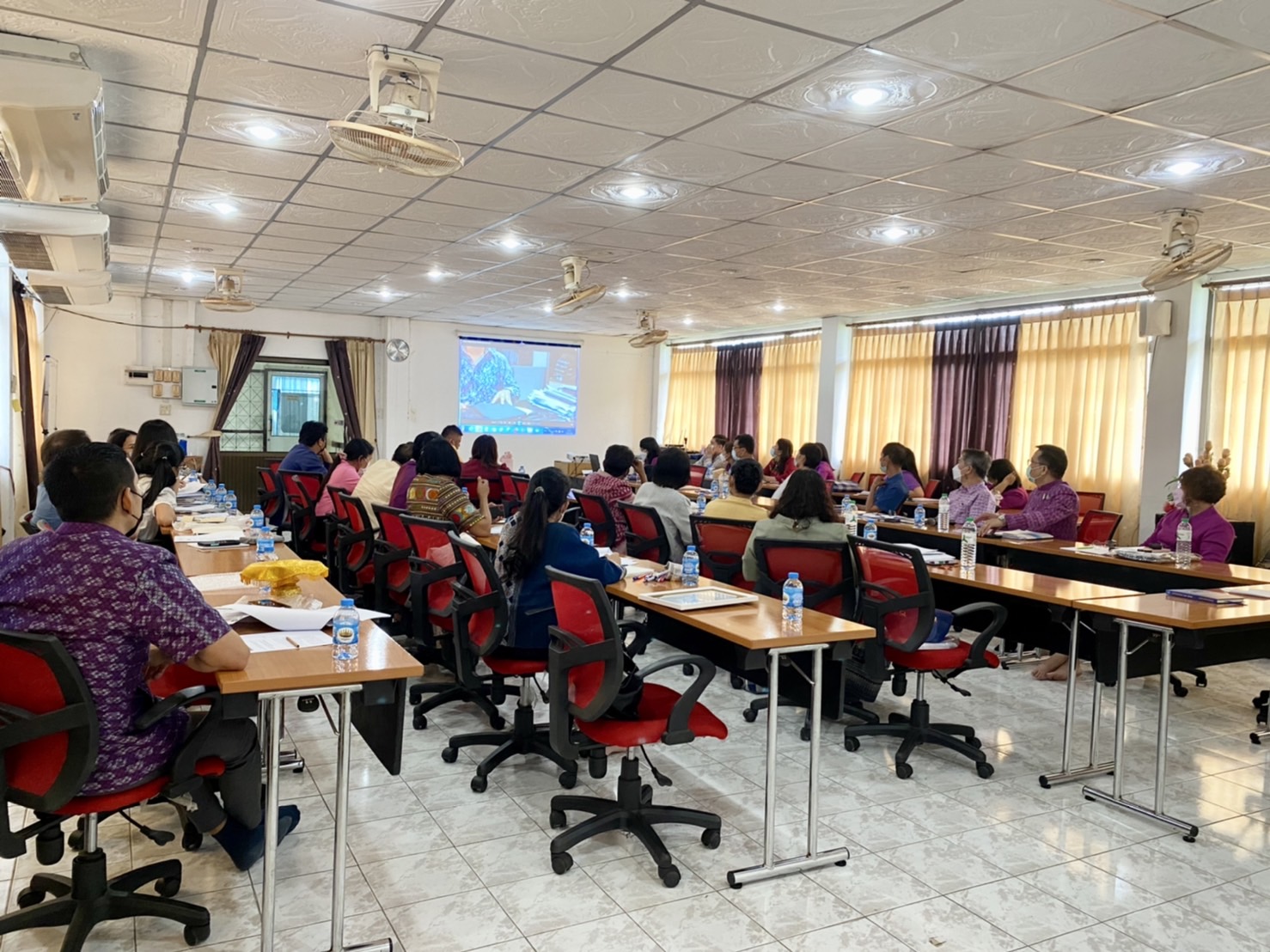 ??พช.นครนายก ประชุมผู้อำนวยการกลุ่มงาน พัฒนาการอำเภอ นักวิชาการพัฒนาชุมชน และเจ้าหน้าที่สำนักงานพัฒนาชุมชนจังหวัดนครนายก ครั้งที่ 3/2565