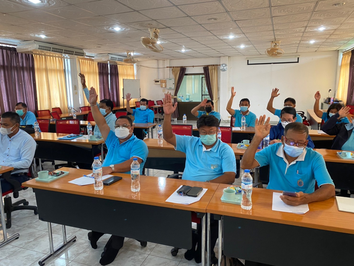 ??พช.นครนายก เข้าร่วมประชุมคณะกรรมการเครือข่ายกองทุนแม่ของแผ่นดินจังหวัดนครนายก