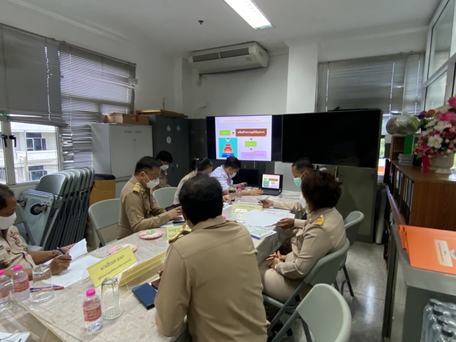 ?? พช.นครนายก เสนอผลงานโครงการพัฒนาชุมชนใสสะอาด ประจำปี 2565 เขตตรวจราชการที่ 9