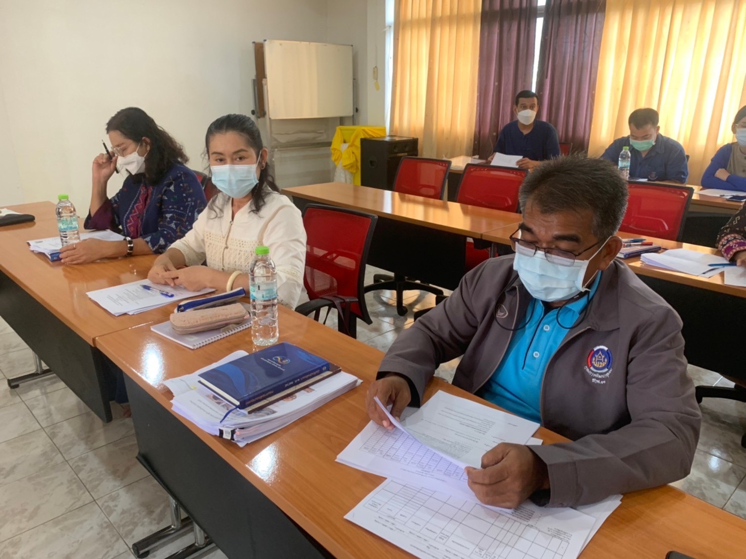 ??พช.นครนายก ประชุมผู้อำนวยการกลุ่มงาน พัฒนาการอำเภอ นักวิชาการพัฒนาชุมชน และเจ้าหน้าที่สำนักงานพัฒนาชุมชนจังหวัดนครนายก ครั้งที่ 4/2565