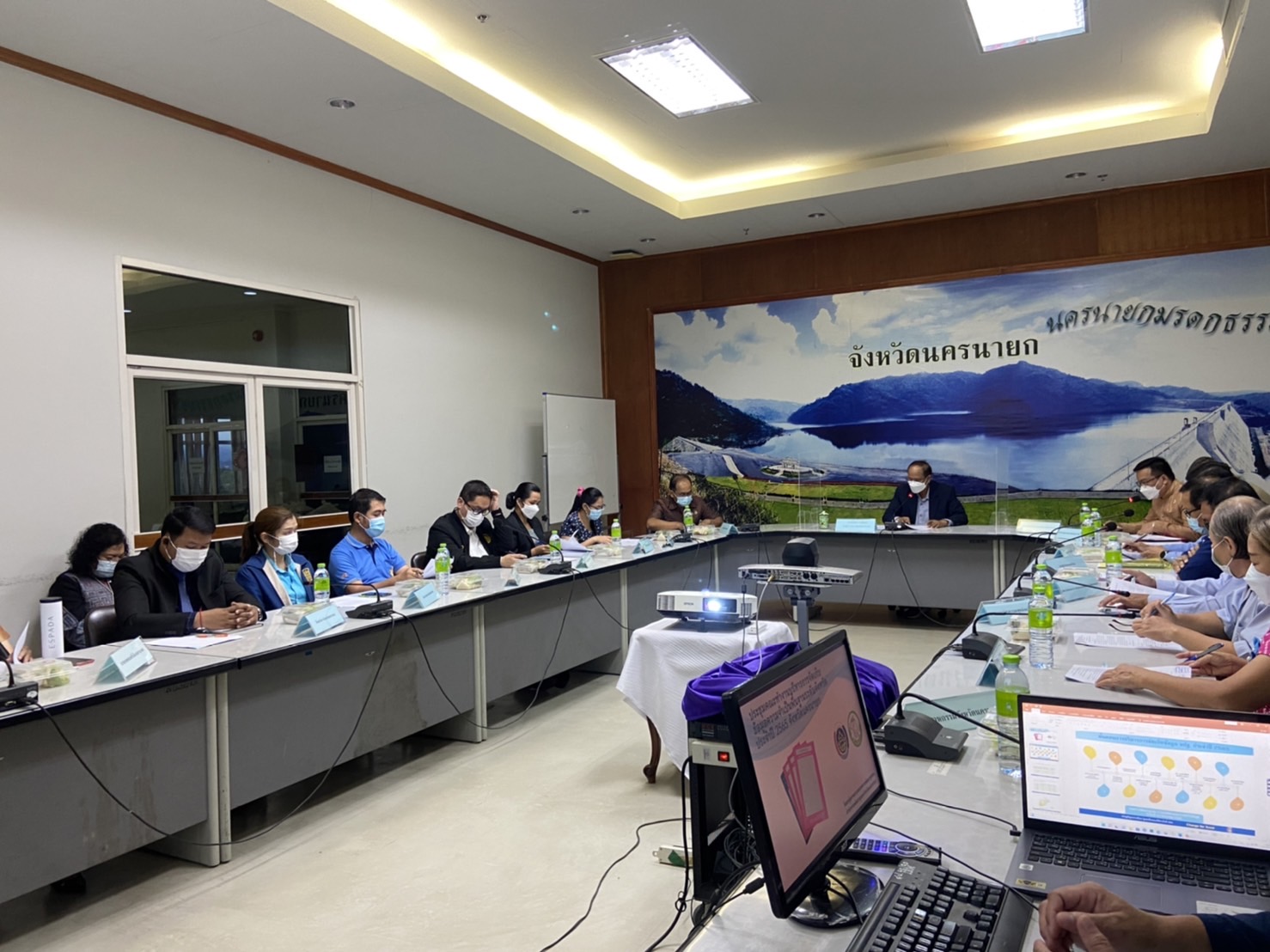 ??พช.นครนายก ประชุมคณะทำงานบริหารการจัดเก็บข้อมูลความจำเป็นพื้นฐาน (จปฐ.) ระดับจังหวัด ปี 2565