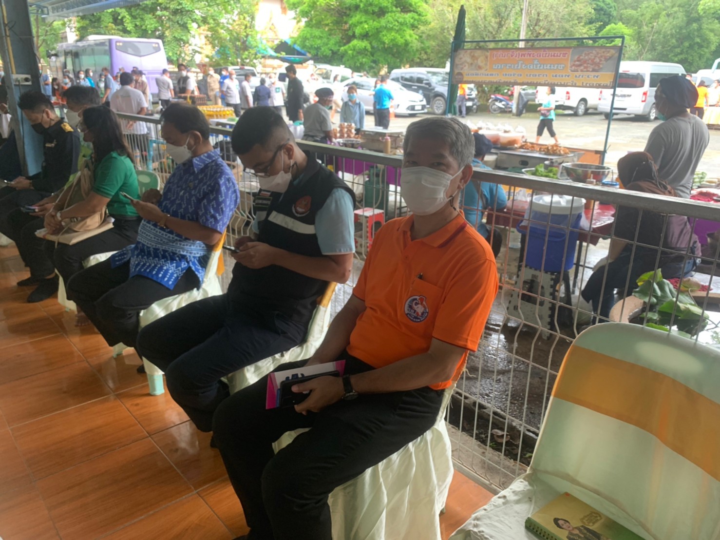 ??พช.นครนายก ร่วมโครงการ ” หน่วยบำบัดทุกข์ บำรุงสุข สร้างรอยยิ้มและความปรองดองสมานฉันท์ให้ประชาชนจังหวัดนครนายก” ครั้งที่ 11/2565