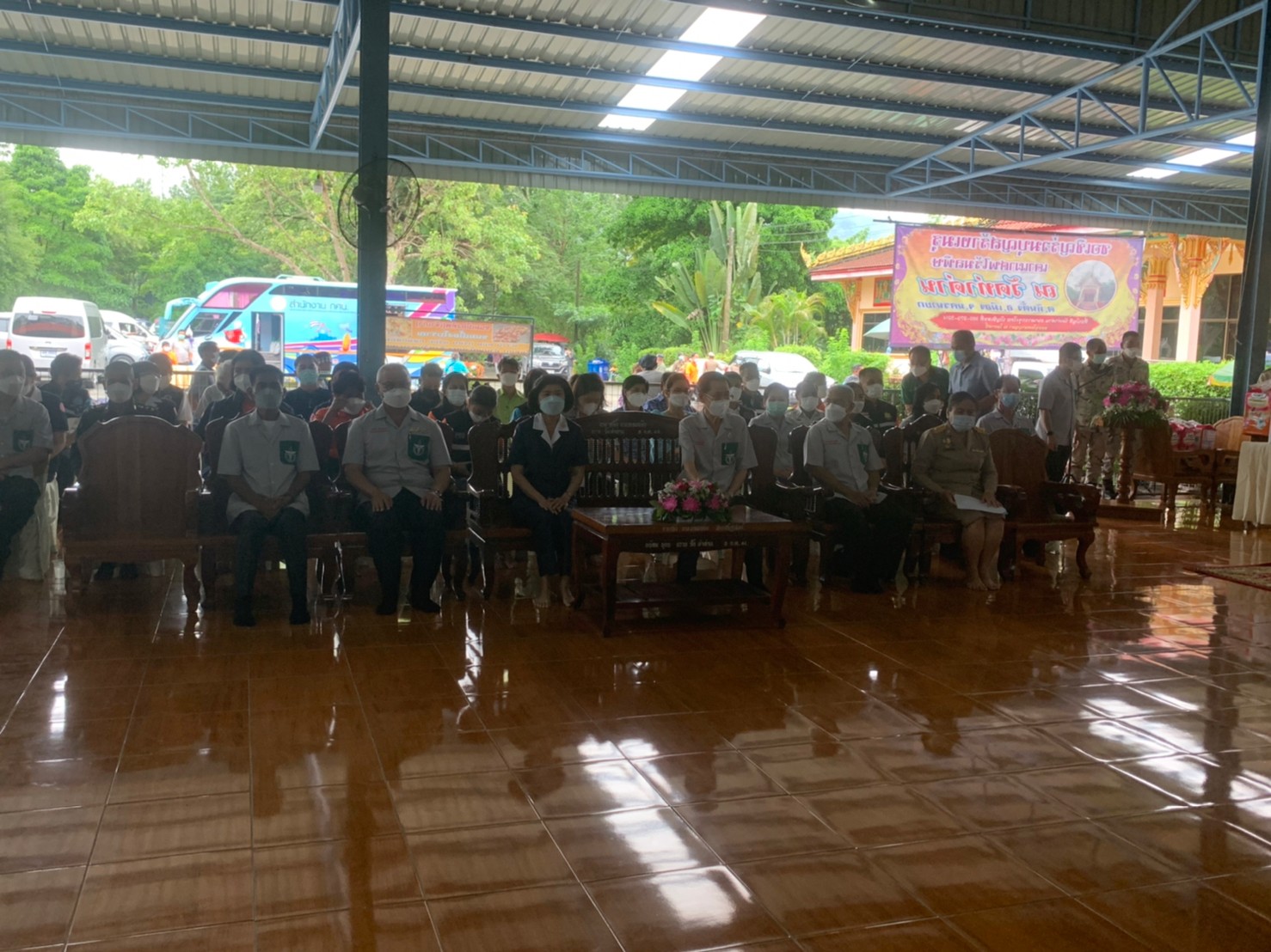 ??พช.นครนายก ร่วมโครงการ ” หน่วยบำบัดทุกข์ บำรุงสุข สร้างรอยยิ้มและความปรองดองสมานฉันท์ให้ประชาชนจังหวัดนครนายก” ครั้งที่ 11/2565