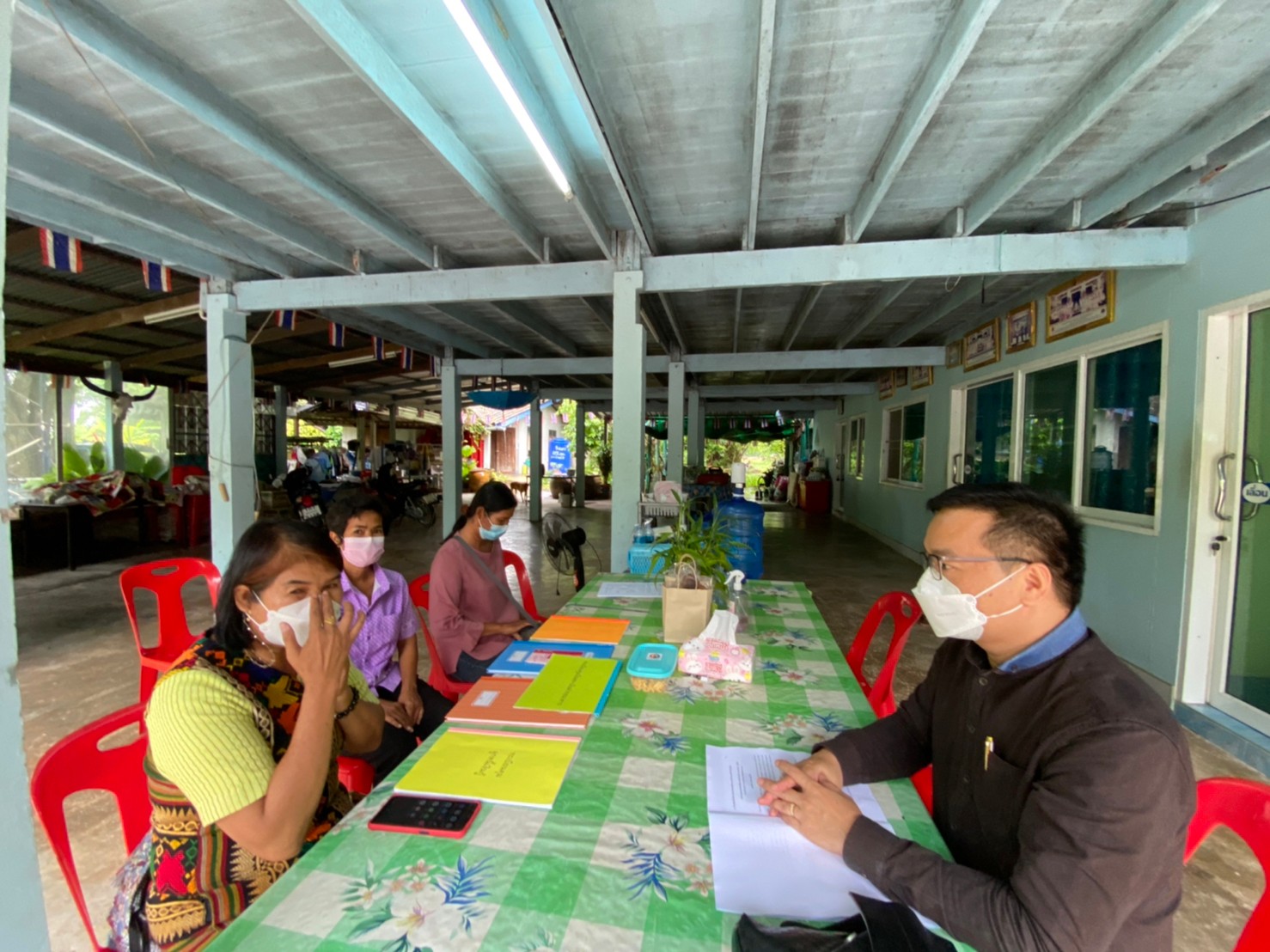 ??พช.นครนายก ลงพื้นที่ตรวจเยี่ยมกองทุนชุมชน เพื่อคัดเลือกกองทุนชุมชนเกื้อหนุนความสำเร็จตามหลักธรรมาภิบาล ประจำปี พ.ศ. 2565