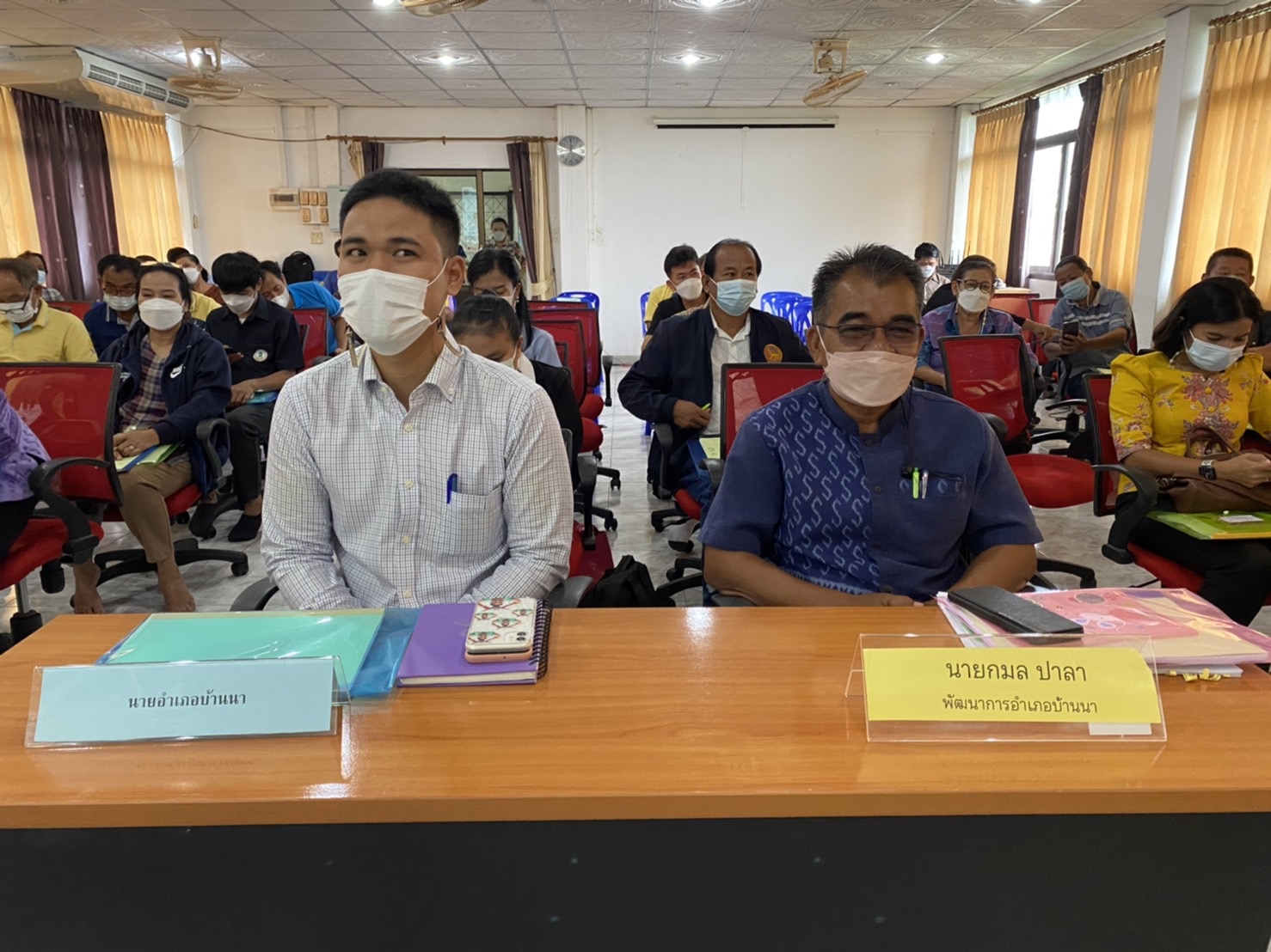 จังหวัดนครนายก เดินหน้าประชุมทีมสหวิชาชีพระดับอำเภอ เพื่อสร้างความเข้าใจในแนวทางในภารกิจการส่งเสริมการประกอบอาชีพแก่ครัวเรือนด้อยโอกาส ในพื้นที่นครนายก ตามหลัก 4ท