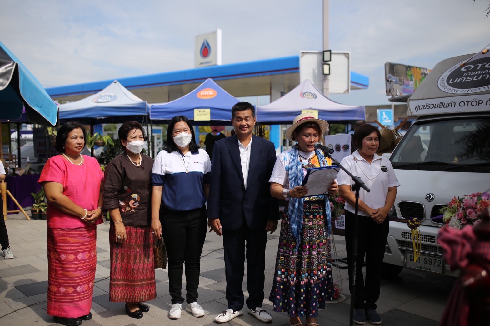 เปิดตัวอย่างยิ่งใหญ่ ศูนย์สินค้า OTOP ผลิตภัณฑ์ชุมชนนครนายก