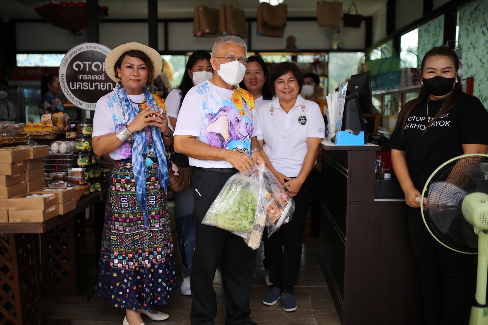 เปิดตัวอย่างยิ่งใหญ่ ศูนย์สินค้า OTOP ผลิตภัณฑ์ชุมชนนครนายก