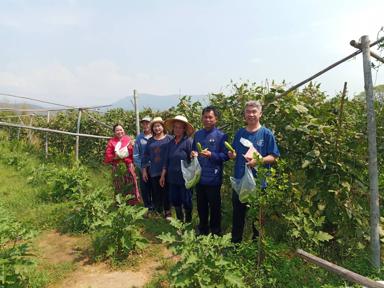 พัฒนาการจังหวัดนครนายก นำทีมลงพื้นที่ติดตามและตรวจเยี่ยม ในกิจกรรมการพัฒนาชุมชนในพื้นที่อำเภอปากพลี จังหวัดนครนายก