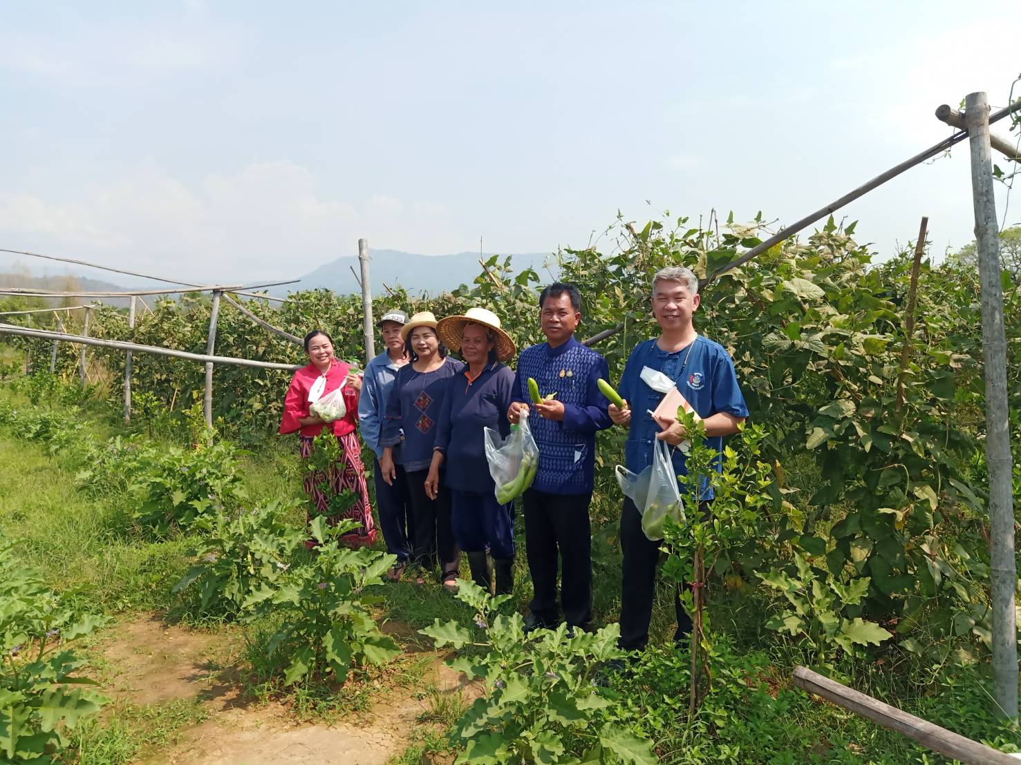 พัฒนาการจังหวัดนครนายก นำทีมลงพื้นที่ติดตามและตรวจเยี่ยม ในกิจกรรมการพัฒนาชุมชนในพื้นที่อำเภอปากพลี จังหวัดนครนายก