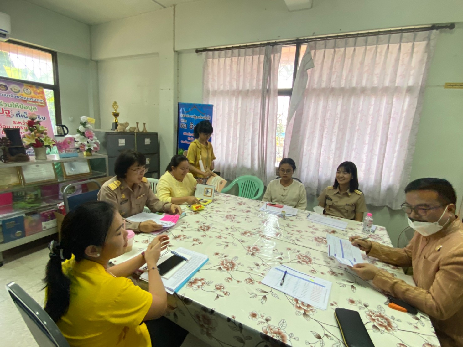 พช. นครนายก ลงพื้นที่ติดตามและสนับสนุนการบริหารการจัดเก็บข้อมูลความจำเป็นพื้นฐาน (จปฐ.) ประจำปีงบประมาณ พ.ศ. 2566