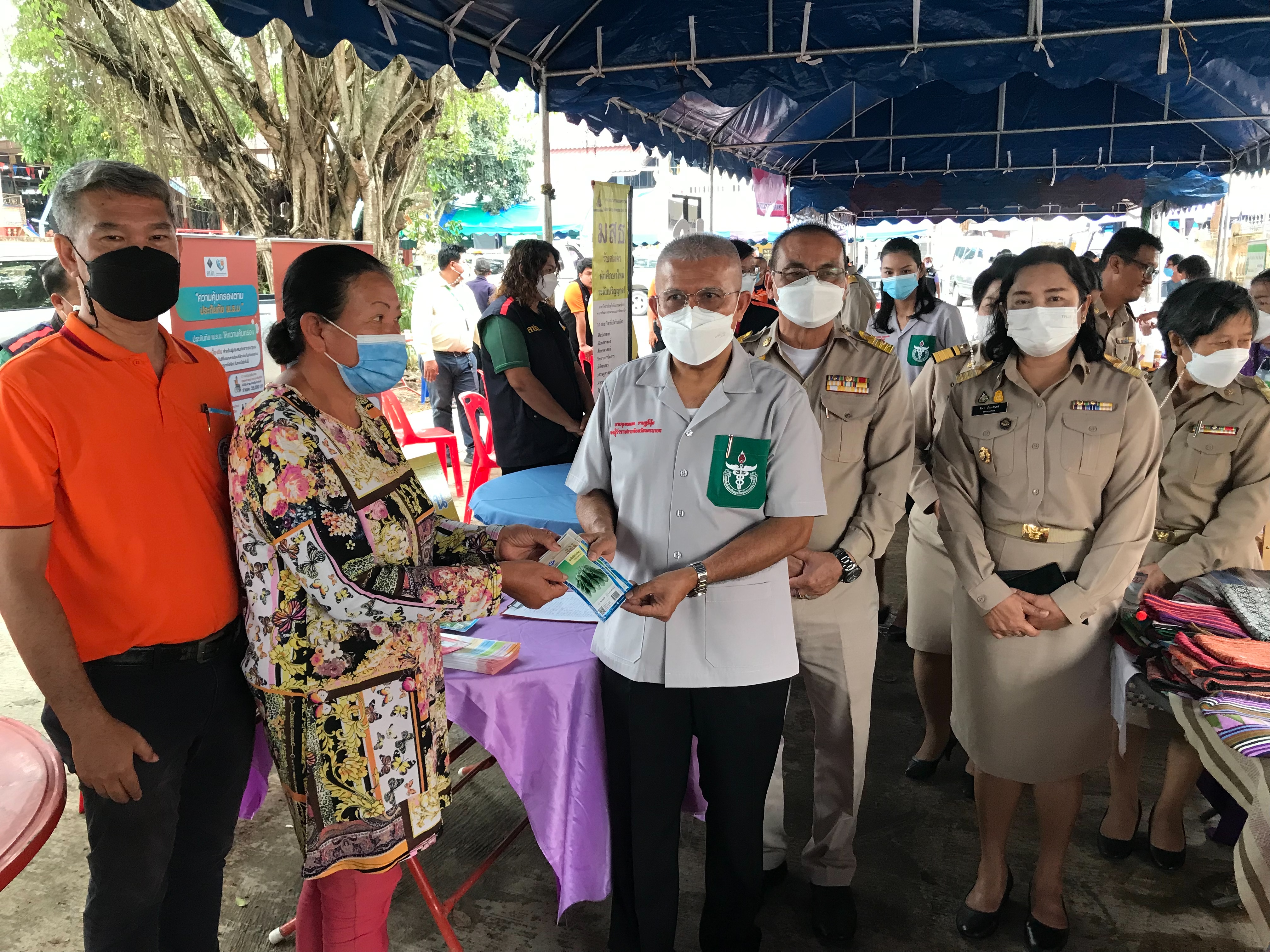 พช.นครนายกร่วมกิจกรรมบำบัดทุกข์ บำรุงสุขฯ จังหวัดนครนายก