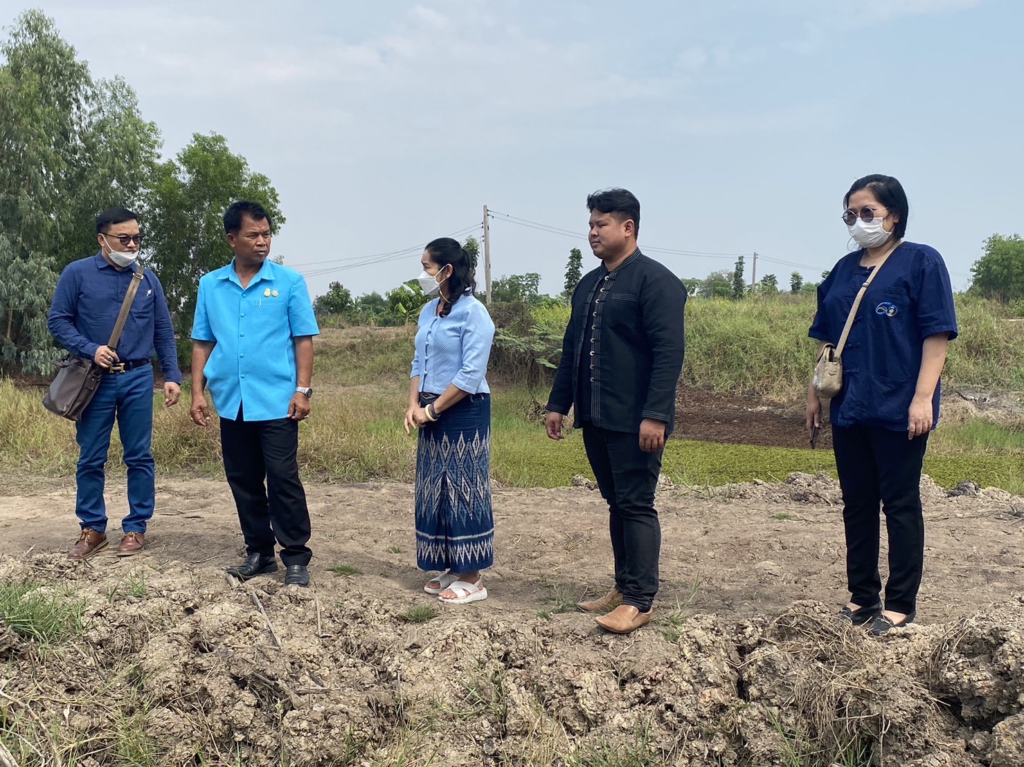 พัฒนาการจังหวัดนครนายก นำทีมลงพื้นที่อำเภอองครักษ์ เพื่อติดตามการดำเนินงานโครงการ กิจกรรมตามยุทธศาสตร์กรมการพัฒนาชุมชน ไตรมาส2 ประจำปีงบประมาณ พ.ศ.2566