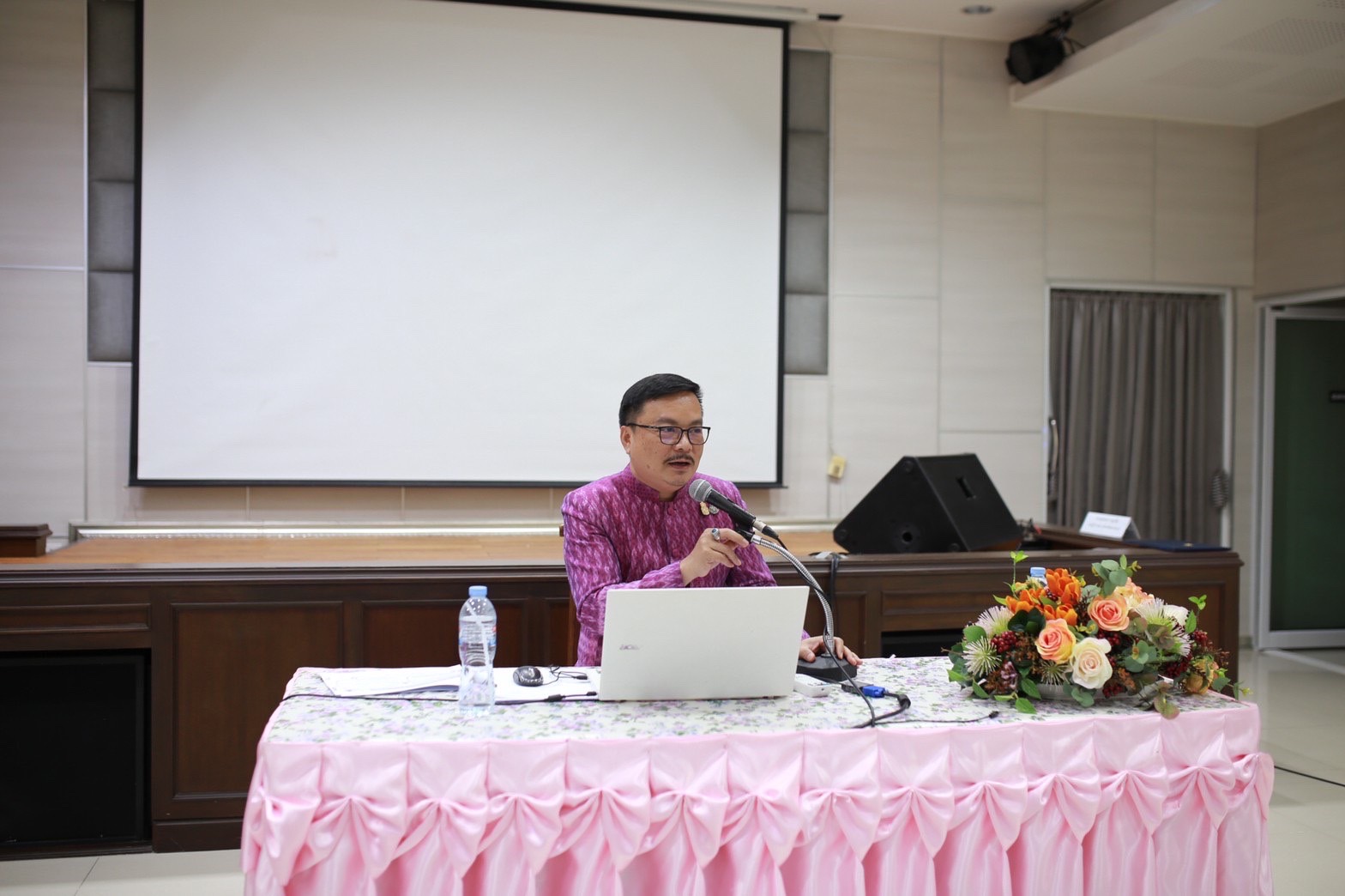 พช.นครนายก ดำเนินโครงการประชุมเชิงปฏิบัติการการดำเนินงานตามมาตรการปรับปรุงประสิทธิภาพ             ในการปฏิบัติราชการ ประจำปีงบประมาณ พ.ศ. 2566 เพื่อถ่ายทอดตัวชี้วัดและค่าเป้าหมายการปฏิบัติราชการระดับองค์กรสู่ระดับบุคคลได้รับรู้และเข้าใจ สามารถปฏิบัติราชการได้บรรลุเป้าหมายอย่างมีประสิทธิภาพ