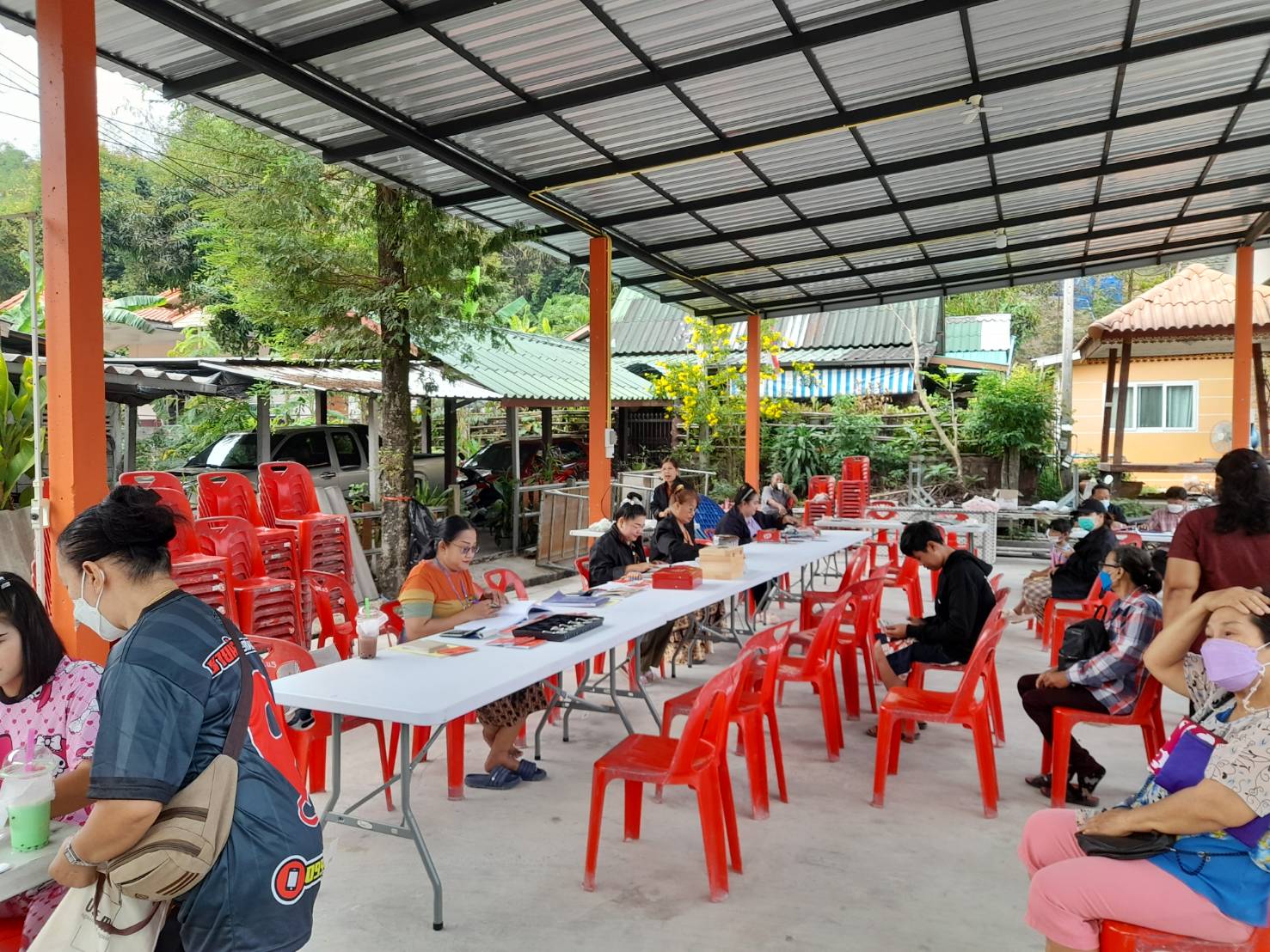 พัฒนาการจังหวัดนครนายก ลงพื้นที่ติดตามการดำเนินงานกลุ่มออมทรัพย์เพื่อการผลิต บ.เขาทุเรียน ม.5 ต.เขาพระ อ.เมืองฯ จ.นครนายก