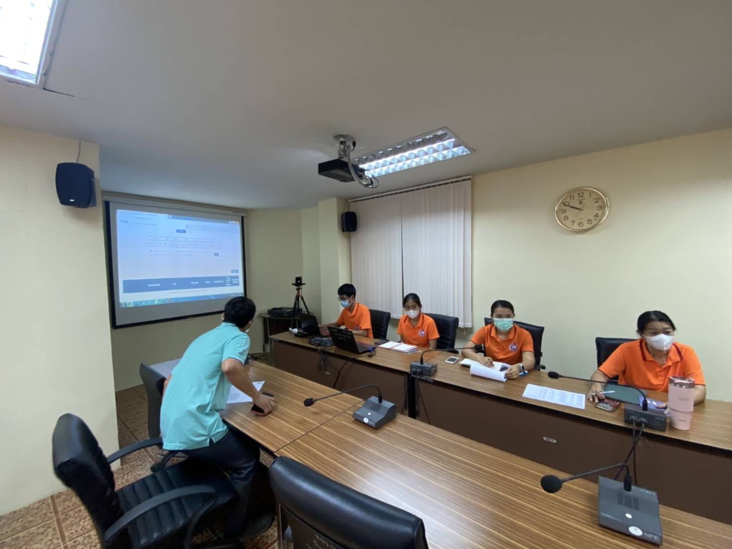 พช. นครนายก ร่วมประชุมคณะทำงานฯ มิติด้านสุขภาพตามแนวทางการขจัดความยากจนฯ จังหวัดนครนายก